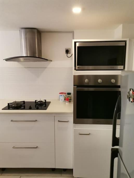 Lovely two bedrooms apartment. Flic-en-Flacq Buitenkant foto